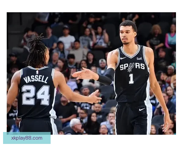 文班亚马砍下26分14篮板5盖帽碾压对手热巴手感低迷仅17中5